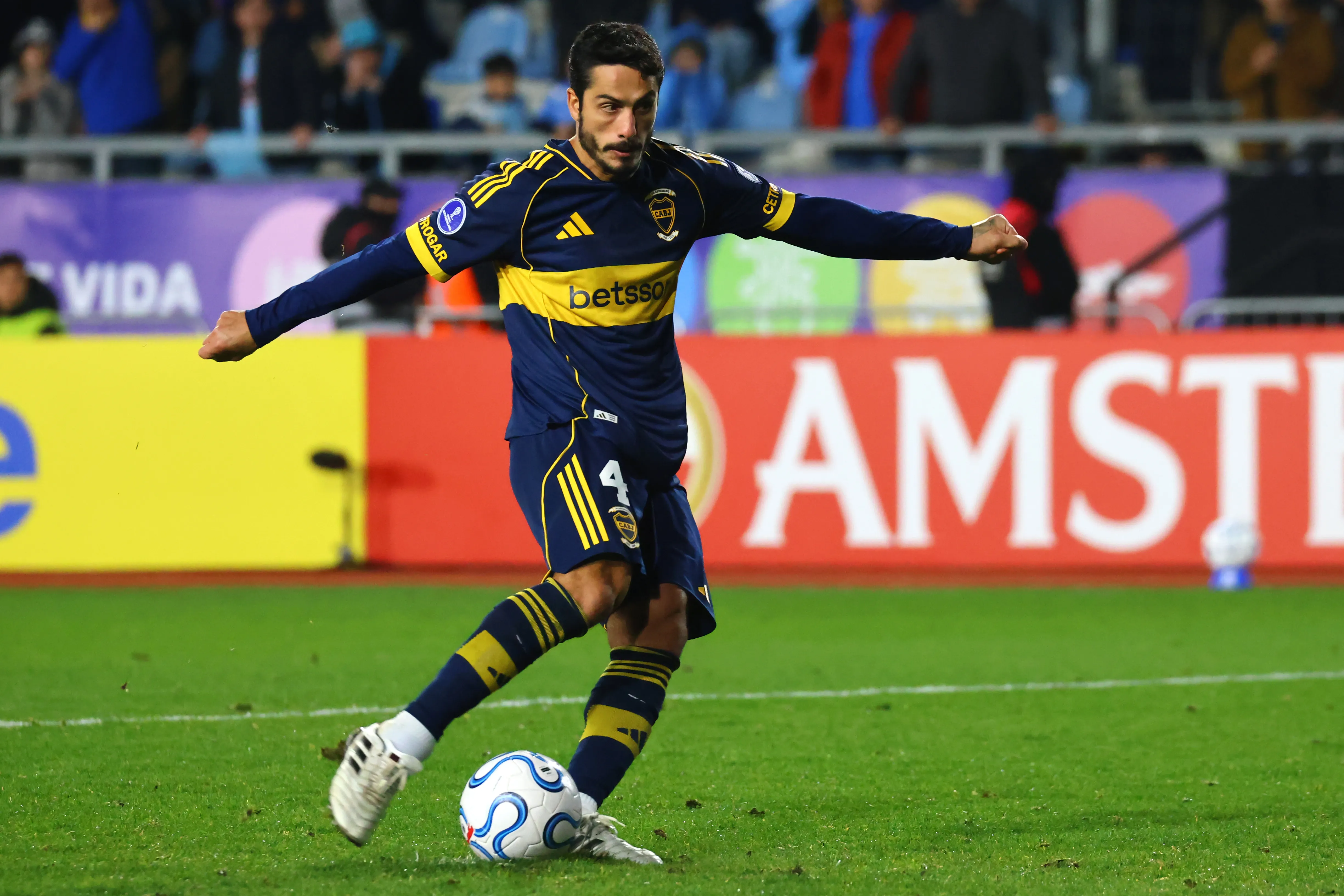 Figal puede ser titular en Boca vs. Central Córdoba. (Getty)
