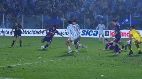 River ganó un partido agónicamente y el árbitro hizo un gesto particular.