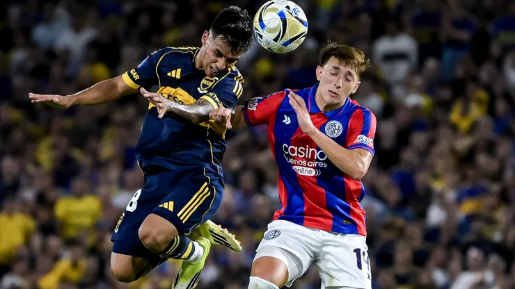 Boca y San Lorenzo empataron 1 a 1 en el primer semestre.
